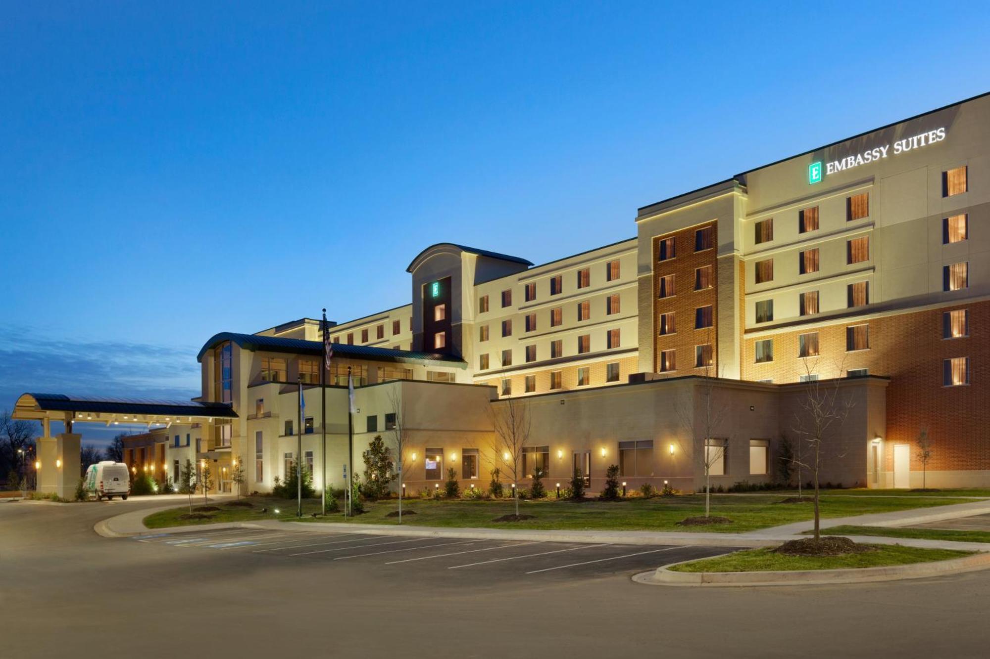 Embassy Suites Oklahoma City Downtown/Medical Center Экстерьер фото